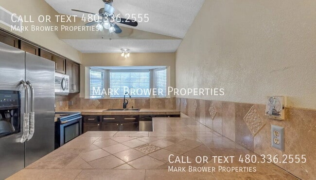 Foto del edificio - 4169 W Gary Dr