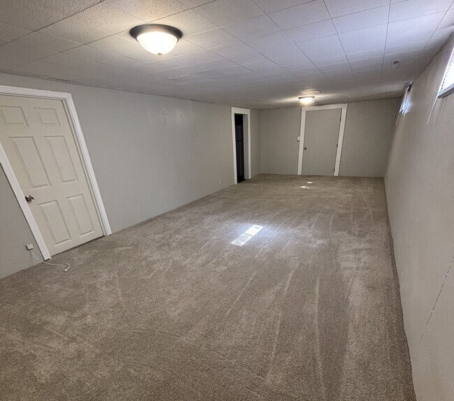 Building Photo - 5315 Leighton Ave