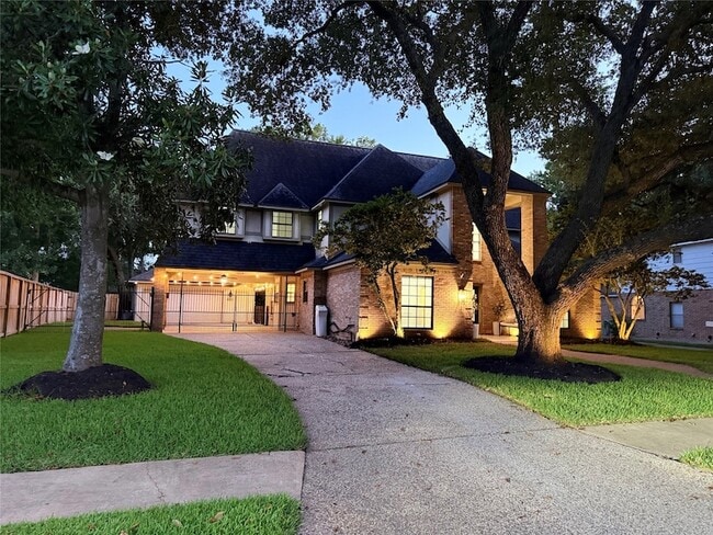 Foto del edificio - 1715 Country Squire Dr