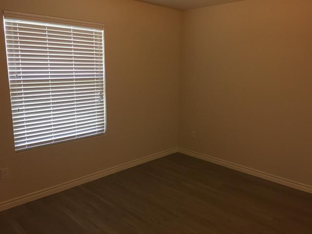 Building Photo - 3969 Tarpon Springs Dr