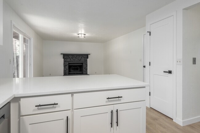 Foto del edificio - 2817 Applewood Ln