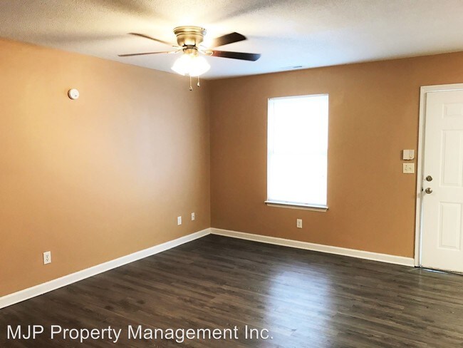 Building Photo - 3831 Bonny Oaks Dr