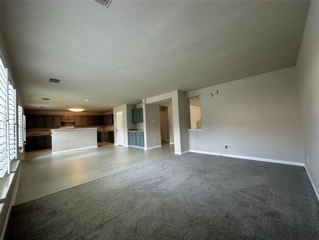 Foto del edificio - 318 Remington Heights Dr