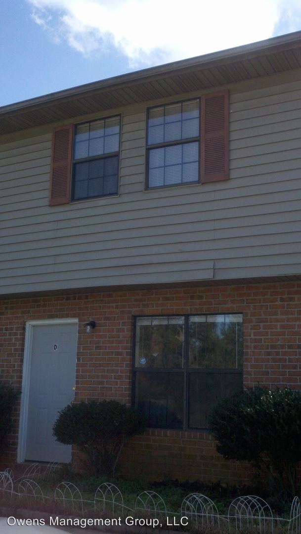 Foto del edificio - 3720 Oakwood Hills Dr
