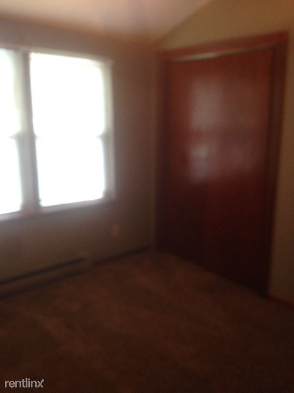 Foto del edificio - 310 W Franklin St