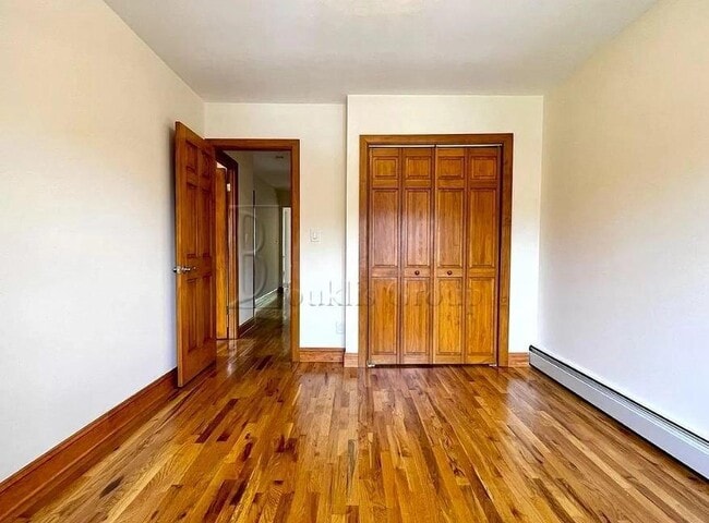 Building Photo - 3 bedroom in Flushing NY 11370