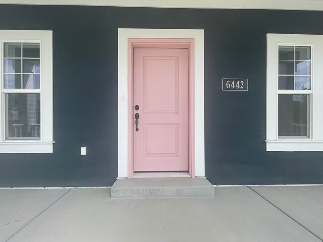 Building Photo - 6442 S Jordan Pkwy