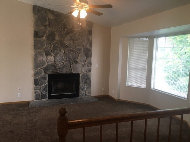 Foto del edificio - Spacious West Jordan Home!