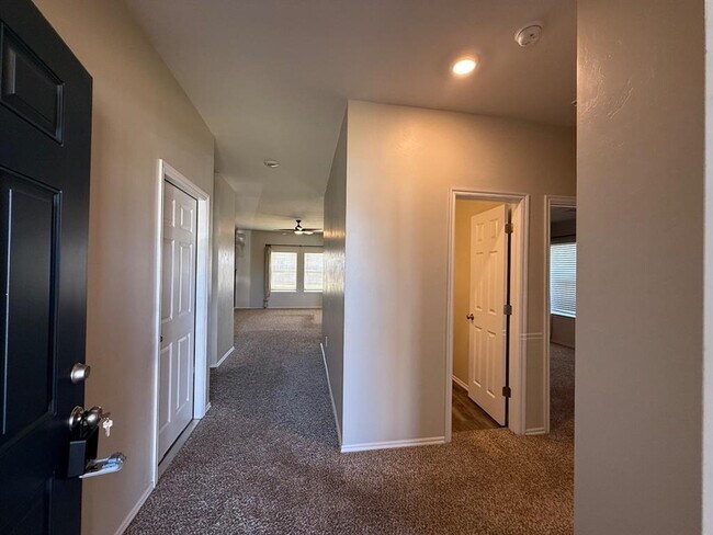 Foto del edificio - 11016 NW 100th St