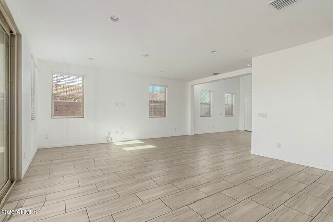 Foto del edificio - 9208 W Sells Dr