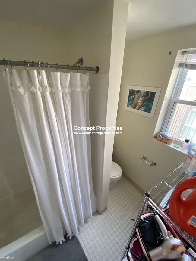Building Photo - 2 br, 1 bath  - 16 Westland Ave # 2PHB