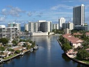 Building Photo - 300 Three Islands Boulevard