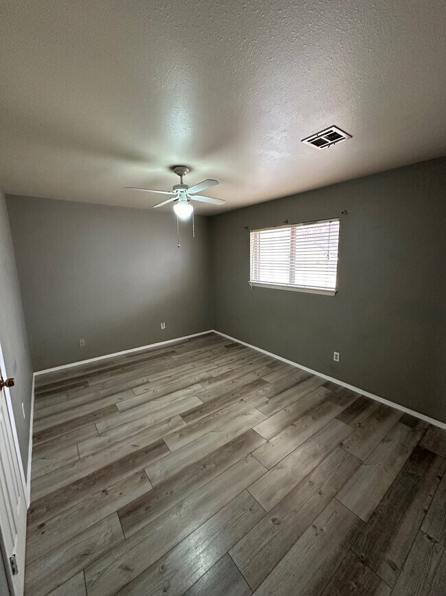 Foto del edificio - 1816 N Wilburn Ave