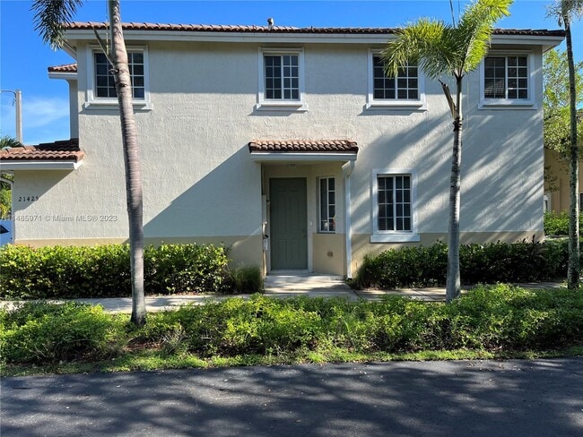 Foto del edificio - 21425 NW 13th Ct