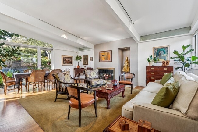 Building Photo - 664 Woodmont Ave