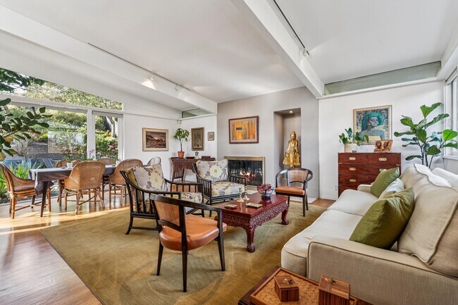 Foto del edificio - 664 Woodmont Ave