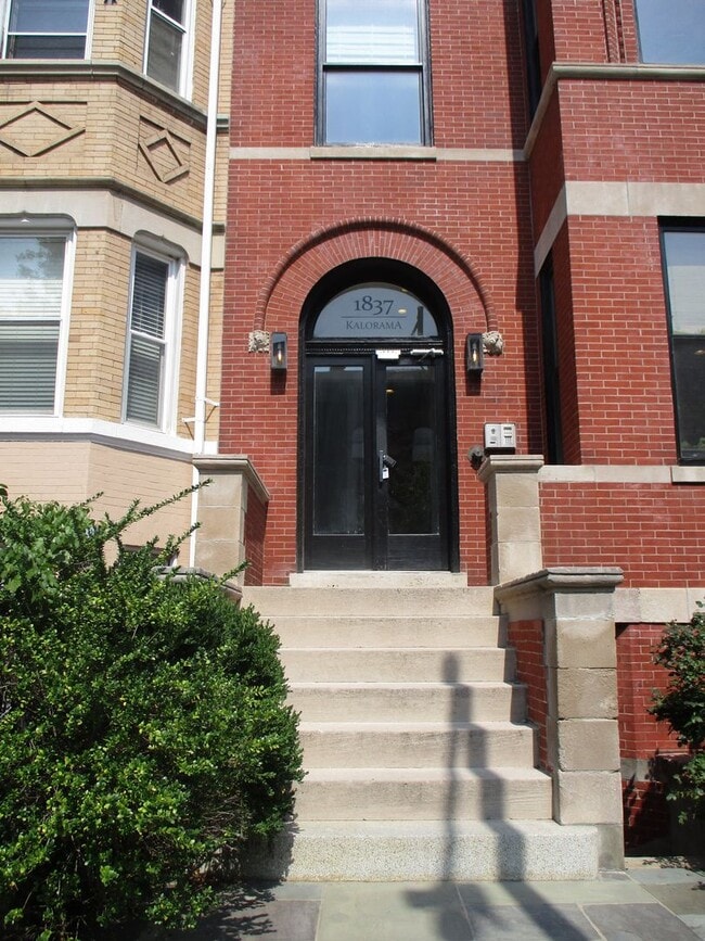 Building Photo - 1837 Kalorama Rd NW