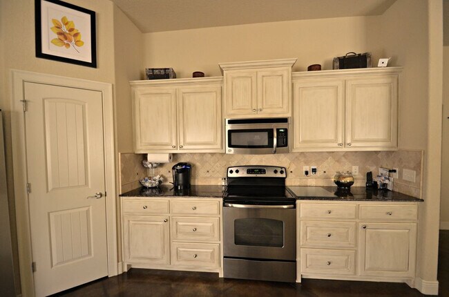 Foto del edificio - 3625 W Mountain View Dr
