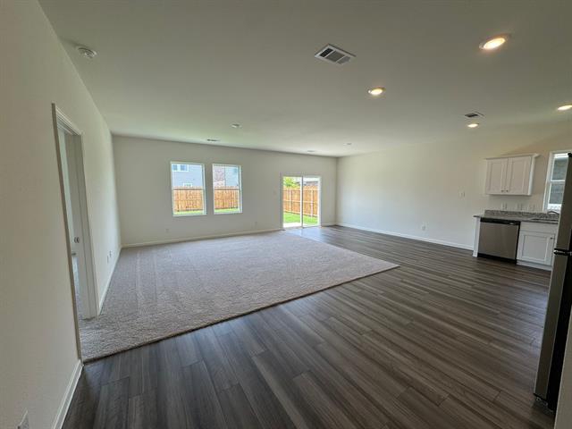 Building Photo - 4909 Mccoy Dr