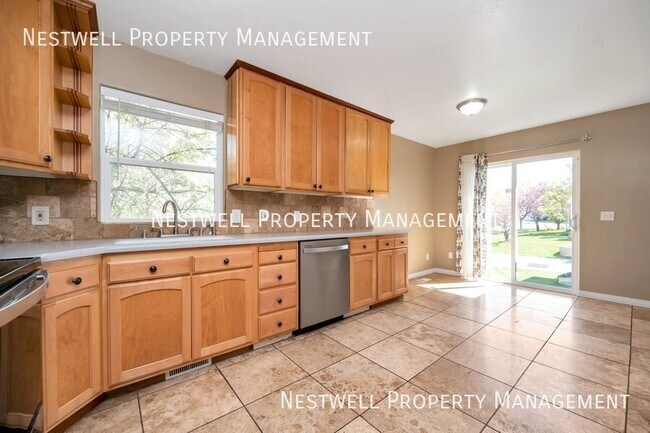 Building Photo - 1688 Colavito Way