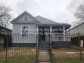 Building Photo - 1640 Monroe Ave