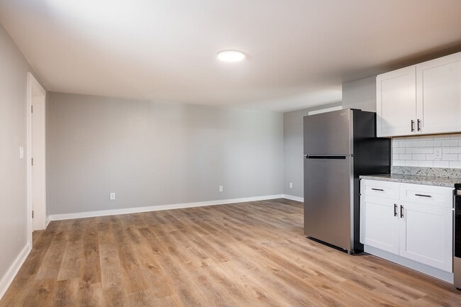 Building Photo - Discover Modern Living at Genesis Apartments – Cleveland, TN