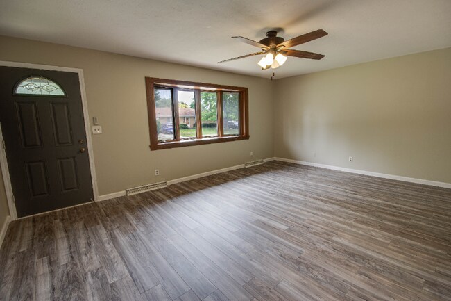 Foto del edificio - 1575 Northdale Rd