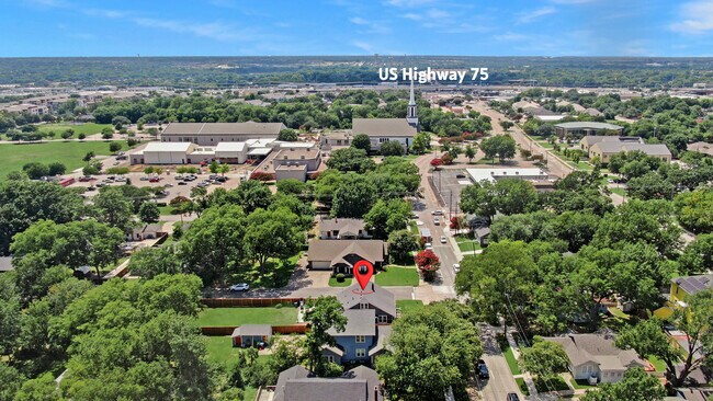 Building Photo - 1407 W Louisiana St