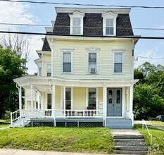 Building Photo - 117 Bridge St