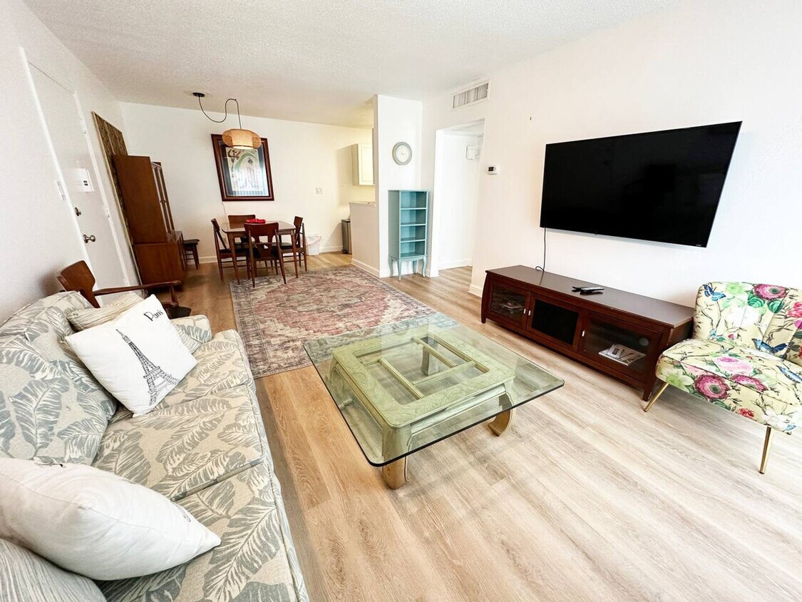 Primary Photo - 1700 SW 16th Ct