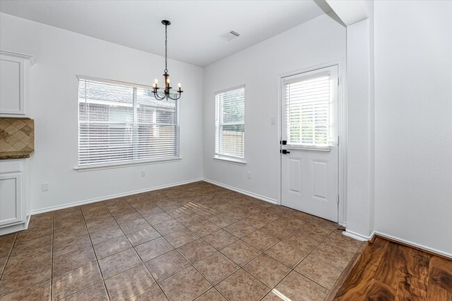 Building Photo - 150 S Star Ridge Cir