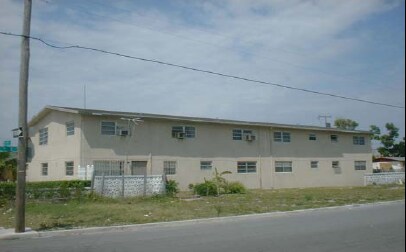 Building Photo - E Street Apartments