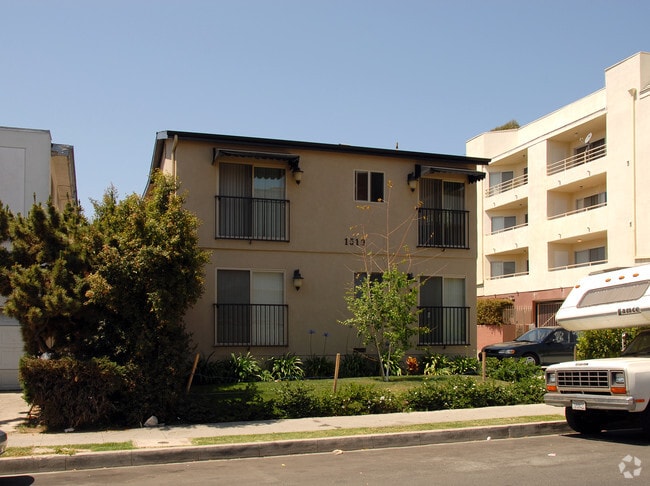 Building Photo - 1519 Armacost Ave