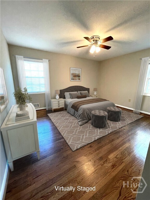 Foto del edificio - 210 Davis Estates Rd