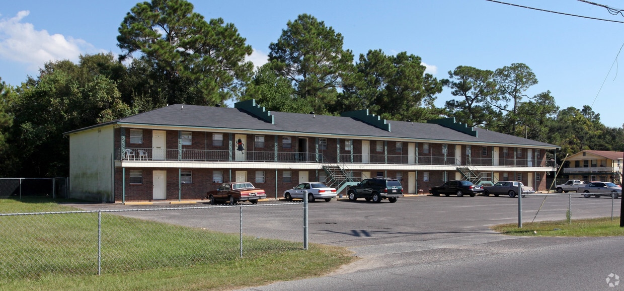 Building Photo - 3930 Machpelah St