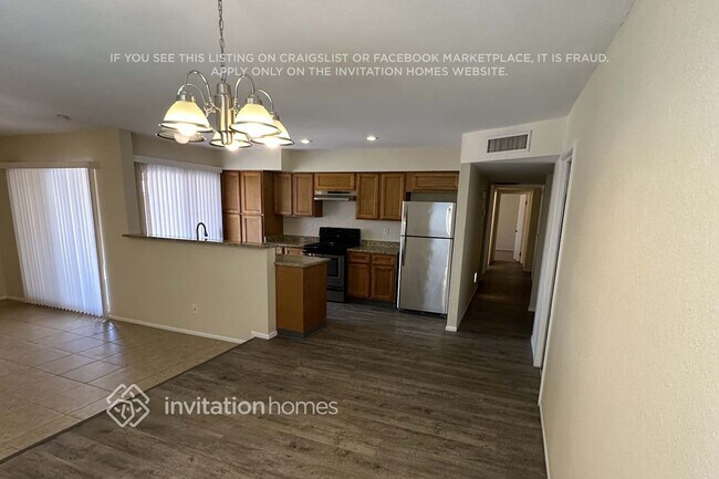 Foto del edificio - 2751 W Acoma Dr