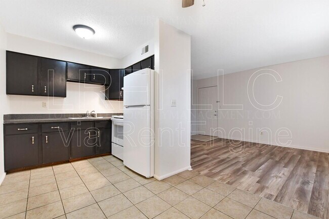 Foto del edificio - 4405 Kern Ct