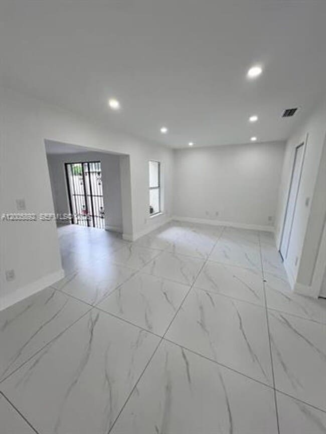 Photo - 3632 SW 112th Ave House