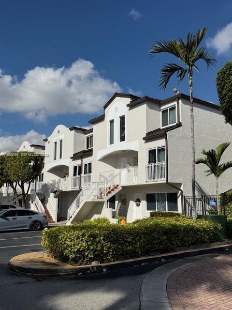 Building Photo - 8585 NW 6th Ln