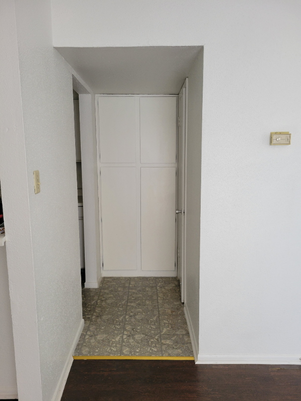 Building Photo - 207 Sprucewood Ln