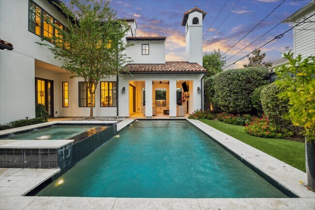 Foto del edificio - 3214 Westheimer Rd