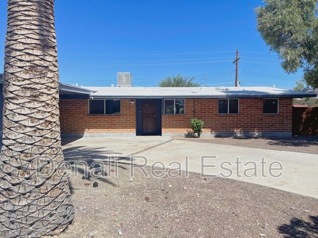 Foto del edificio - 8457 E Hawthorne St