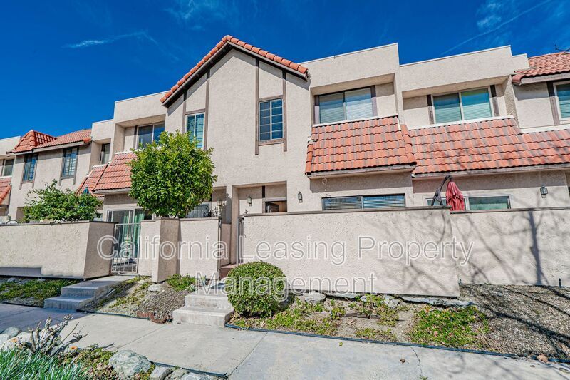 27627 Nugget Dr Unit 5, Santa Clarita, CA 91387 Condo for Rent in