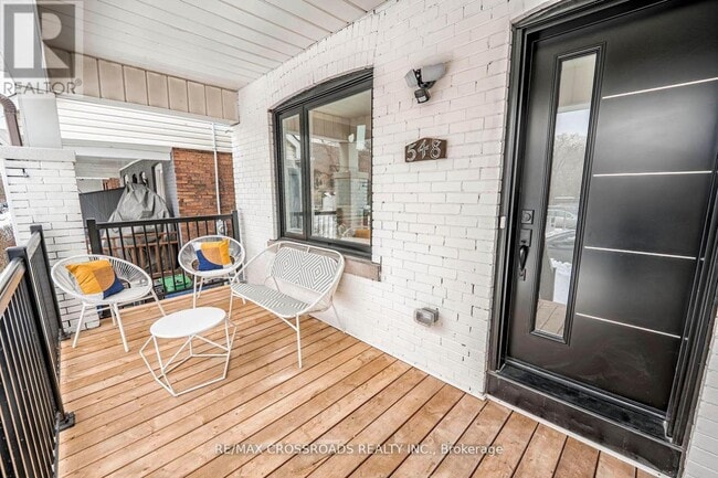 Building Photo - 548 Glebeholme Blvd