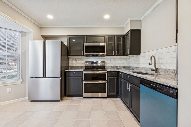 Photo - Hampton Townhouse-Move in Quick