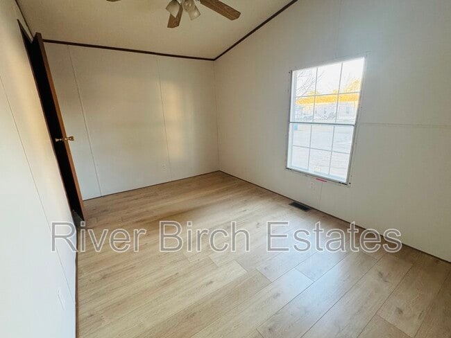 Foto del edificio - 12182 State Hwy 64