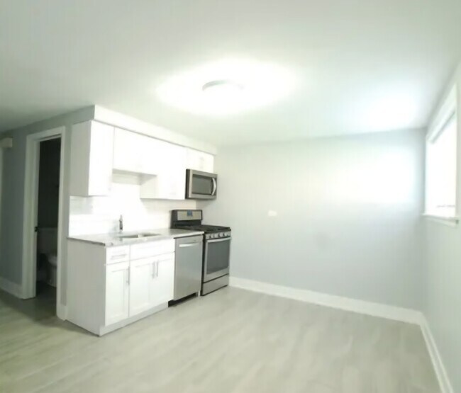 Foto del edificio - 7816 W 26th St