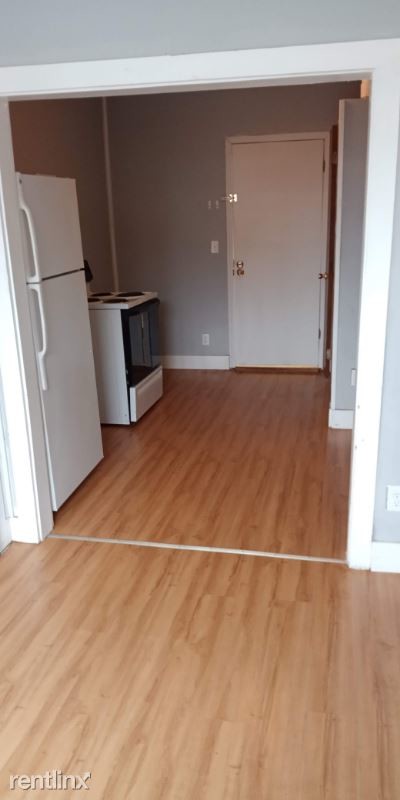 Foto del edificio - 303 S Poplar St