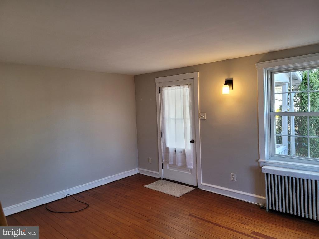 Primary Photo - 61 N Hull St