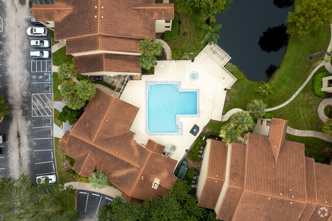 3000 Parkway Blvd Kissimmee, FL 34747 - Blossom Park Villas